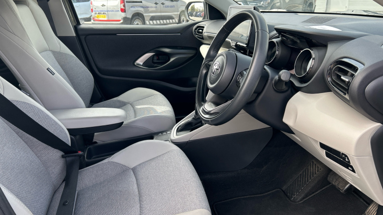 Toyota Yaris 1.5 Hybrid Excel 5dr CVT Hybrid Hatchback